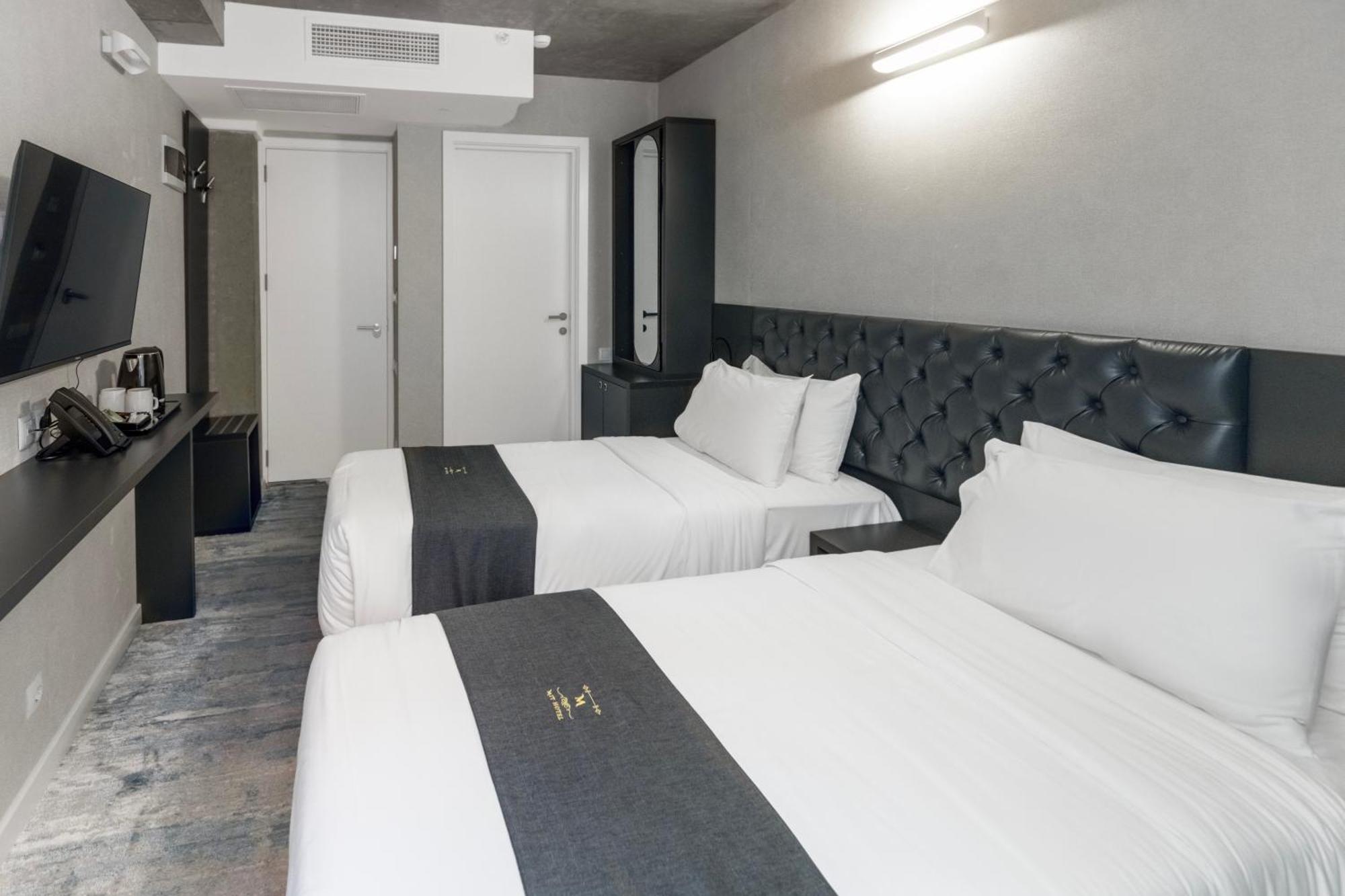 M 1 T Hotel Tbilisi Exteriör bild